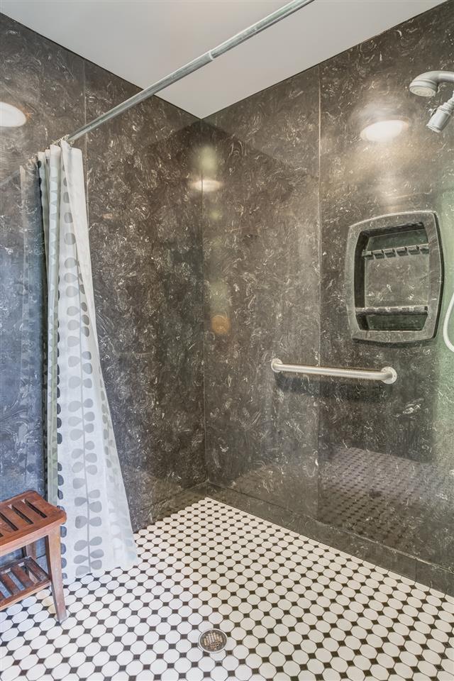 4015 Stringtown Road Evansville, IN 47711 - Photo 12 of 32 Gallery Image 12
