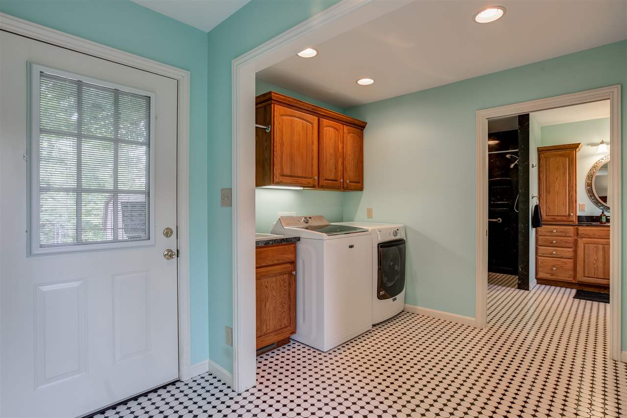 4015 Stringtown Road Evansville, IN 47711 - Photo 13 of 32 Gallery Image 13