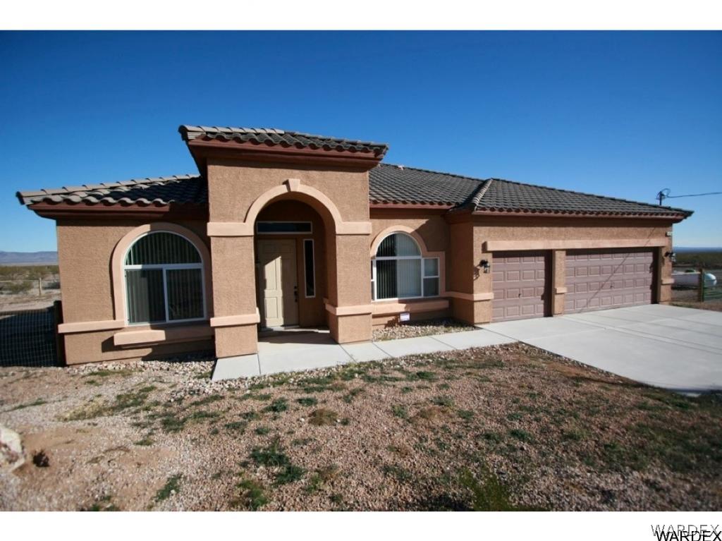 4256 South Zircon Road Golden Valley, AZ 86413 - Photo 1 of 18