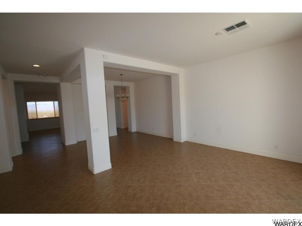 4256 South Zircon Road Golden Valley, AZ 86413 - Photo 15 of 18