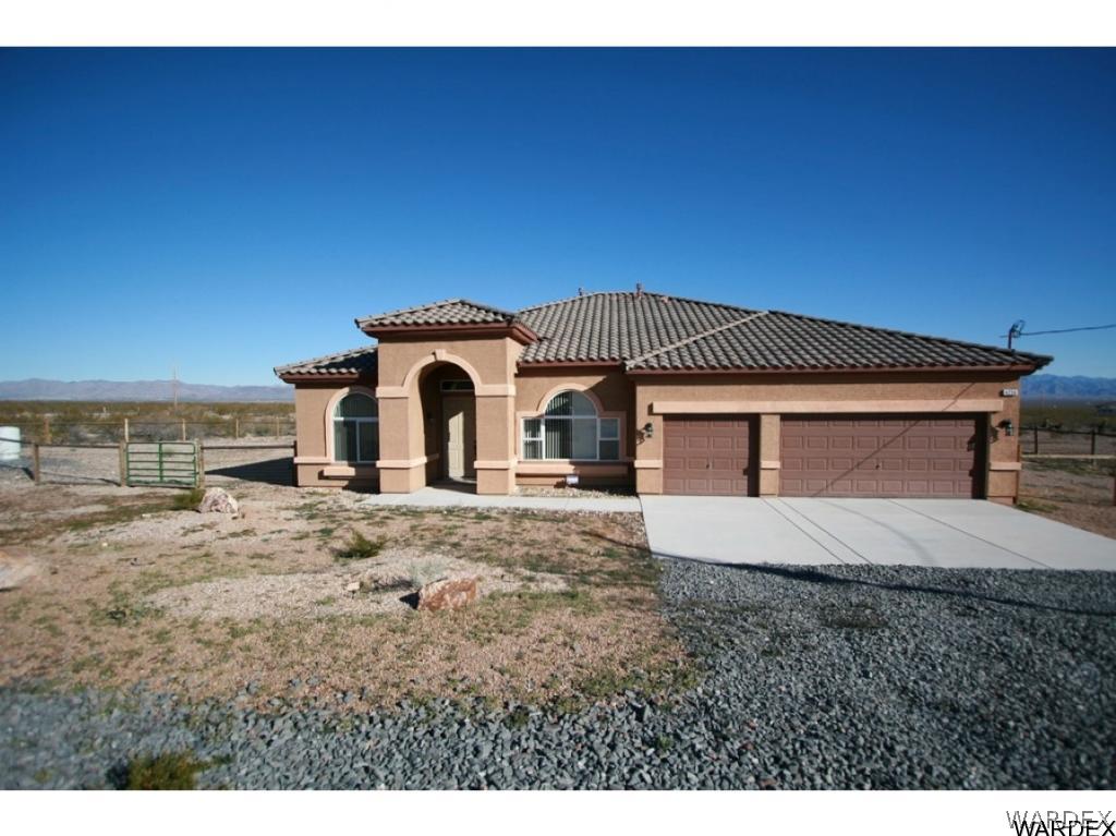 4256 South Zircon Road Golden Valley, AZ 86413 - Photo 3 of 18