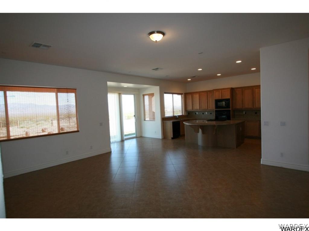 4256 South Zircon Road Golden Valley, AZ 86413 - Photo 7 of 18