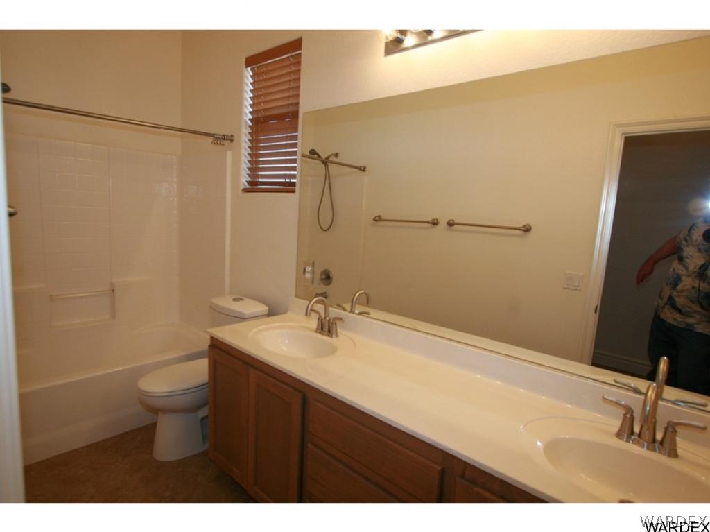 4256 South Zircon Road Golden Valley, AZ 86413 - Photo 10 of 18