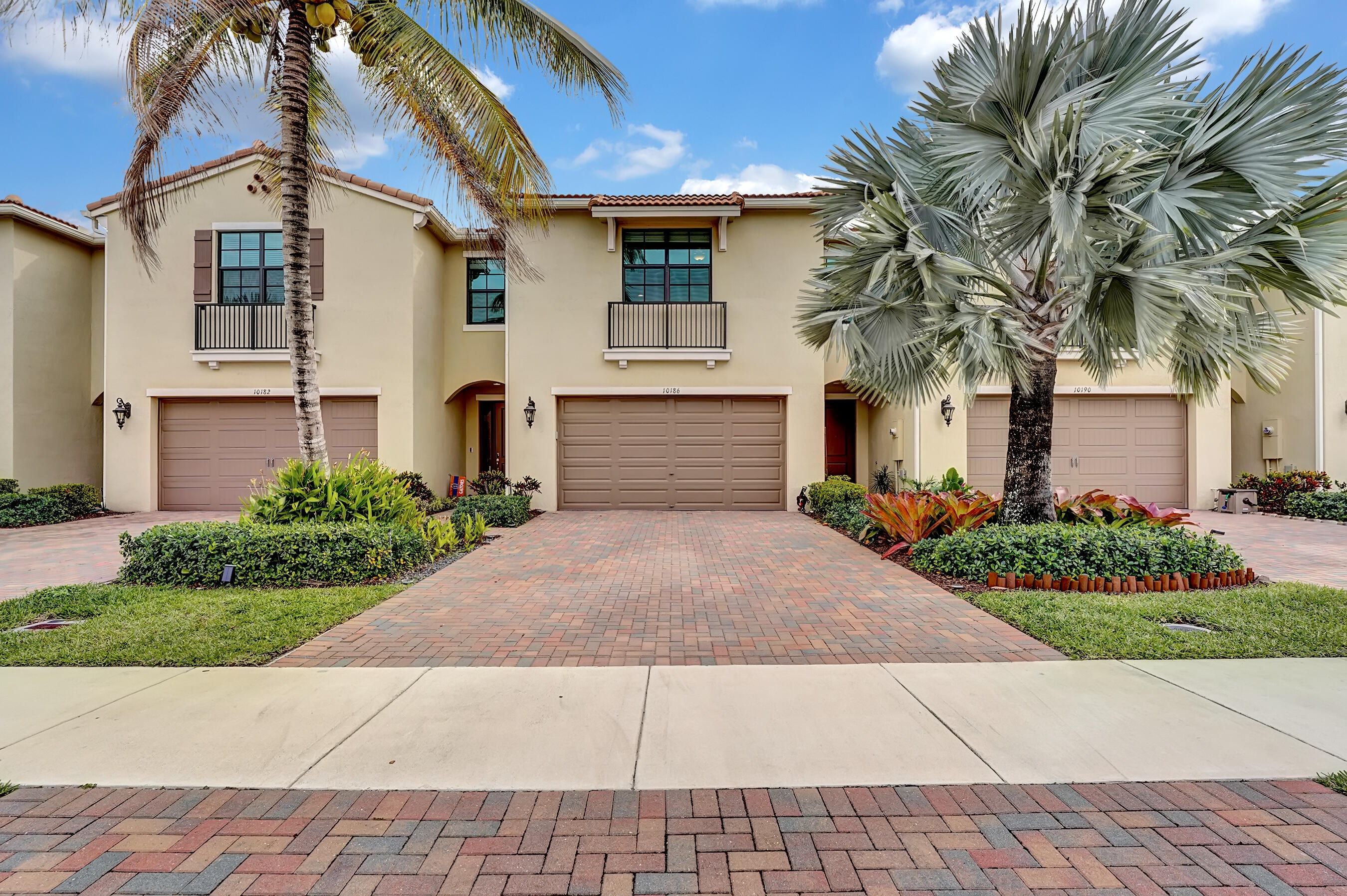10186 Akenside Drive Boca Raton, FL 33428 - Photo 1 of 40 DSC08354