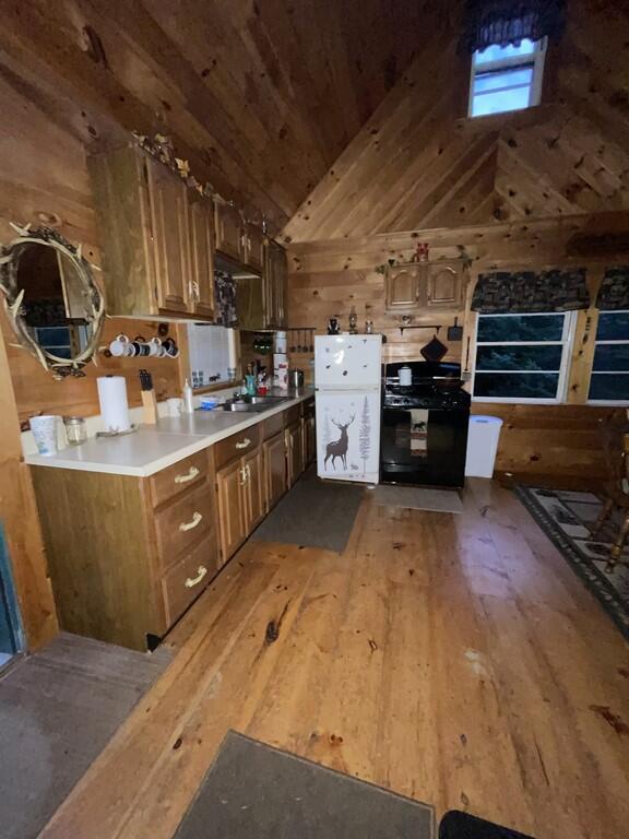 130 North Stagecoach Road Sebec, ME 04481 - Photo 7 of 34 Photo (7)