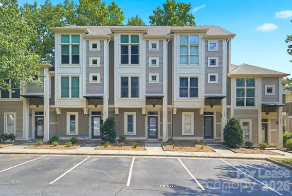 $2,995 | 1029 Park W Drive, Charlotte, NC 28209