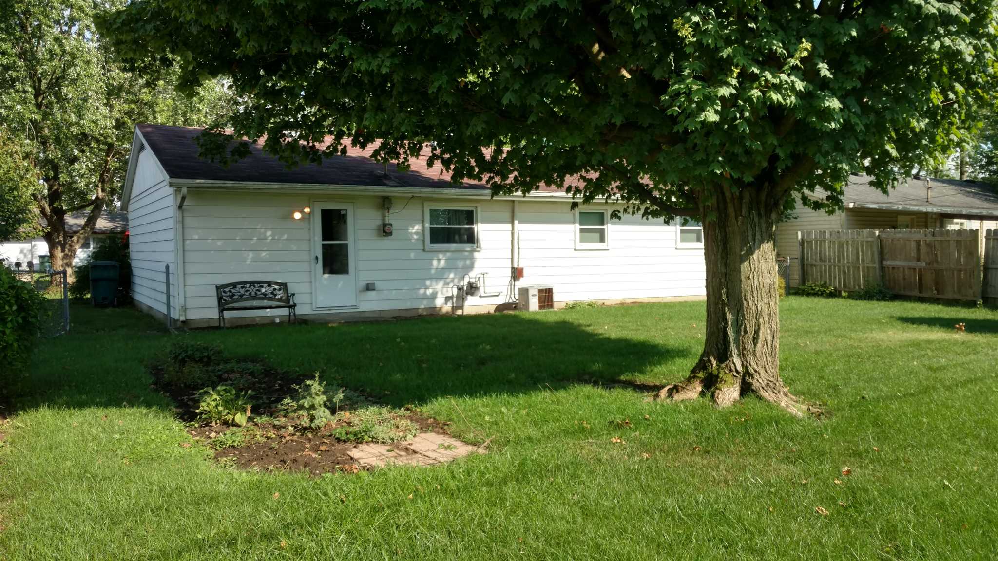 3205 South Cherokee Road Muncie, IN 47302 - Photo 2 of 14 Gallery Image 2
