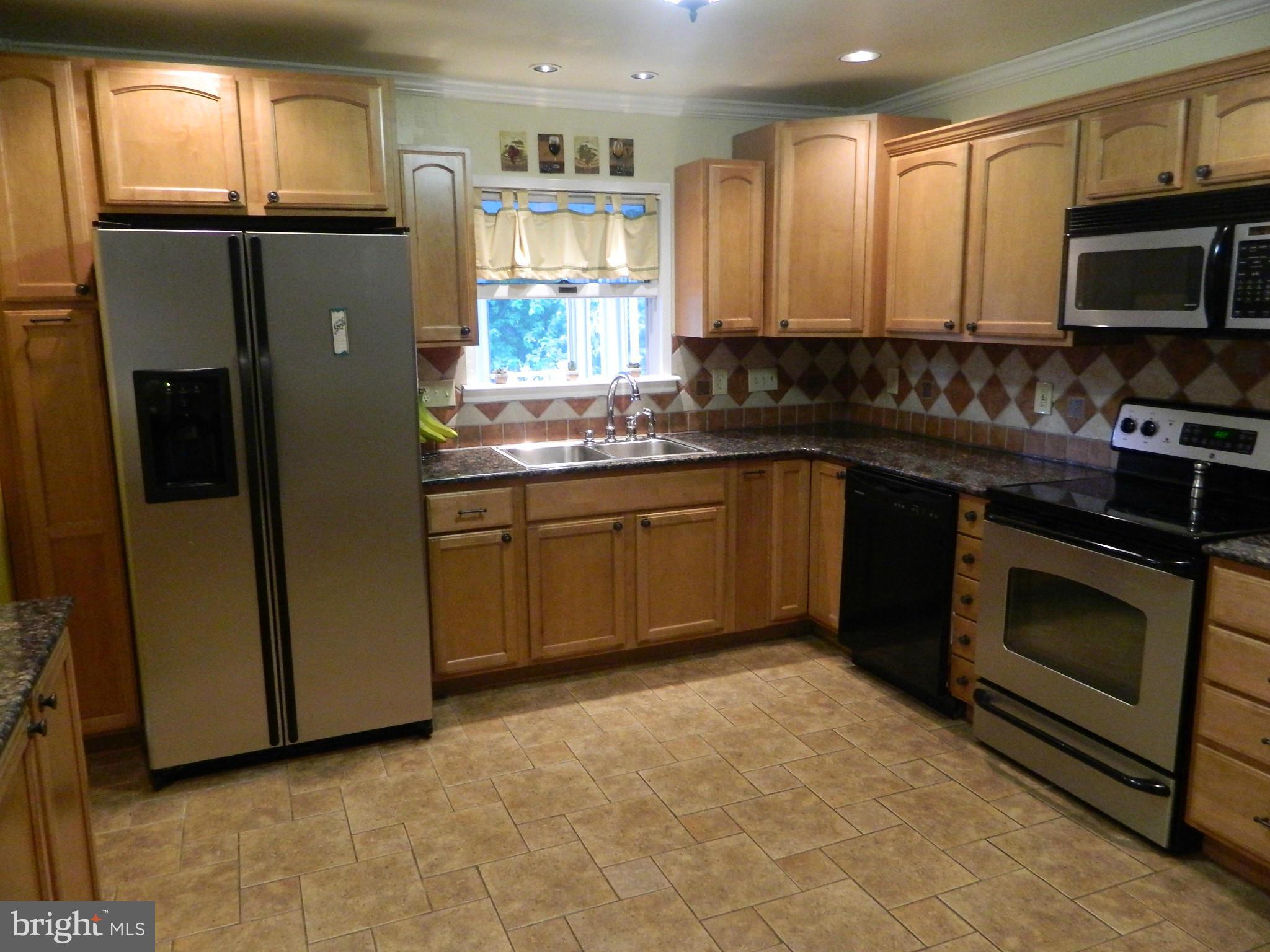 4060 Heaps School Road Pylesville, MD 21132 - Photo 8 of 30 Kitchen