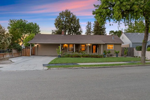 $639,900 | 33 East Pine Street, Stockton, CA 95204
