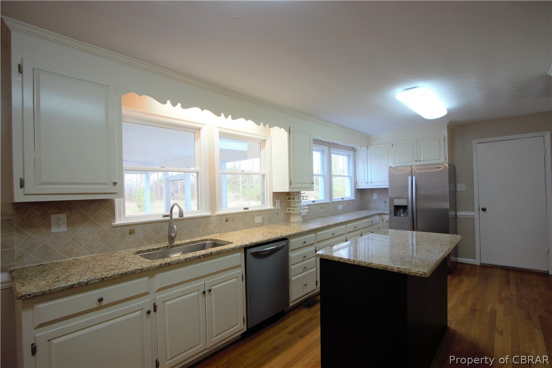 447 Hallieford Road Cobbs Creek, VA 23035 - Photo 13 of 46