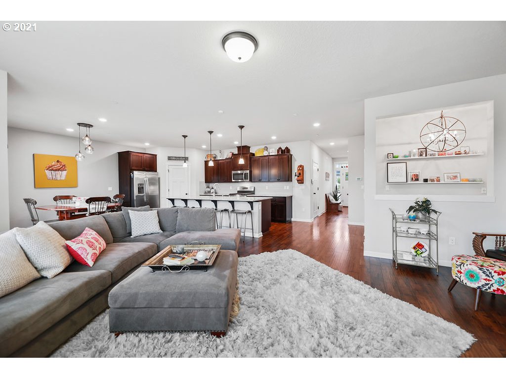 3554 Northeast Sitka Drive Camas, WA 98607 - Photo 16 of 29