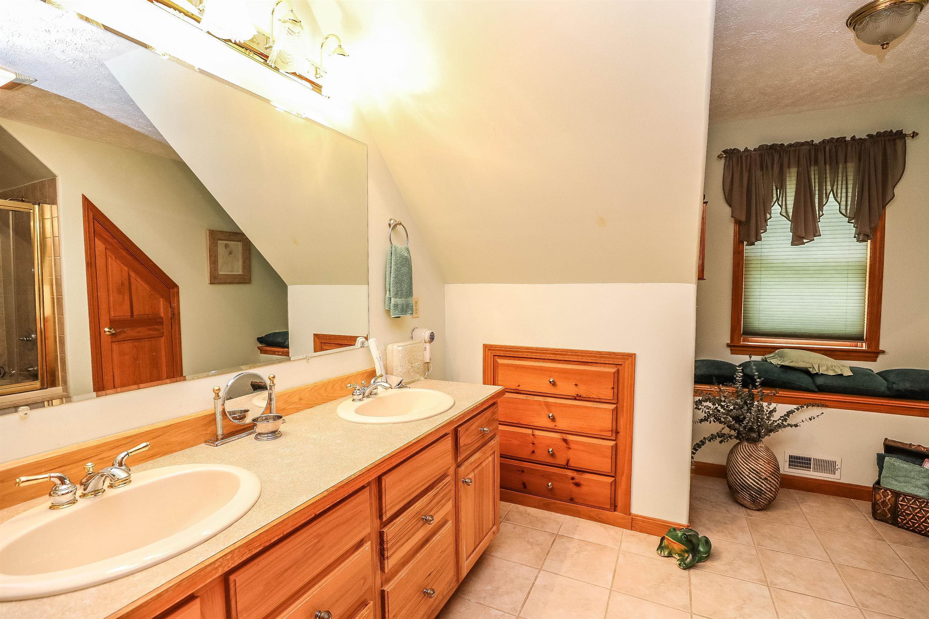 461 Old Street Road Peterborough, NH 03458 - Photo 19 of 30 Gallery Image 19