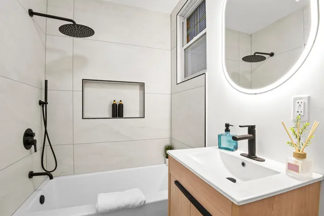 $890,000 | 292 Forrest Street, Jersey City, NJ 07304