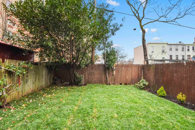 $890,000 | 292 Forrest Street, Jersey City, NJ 07304