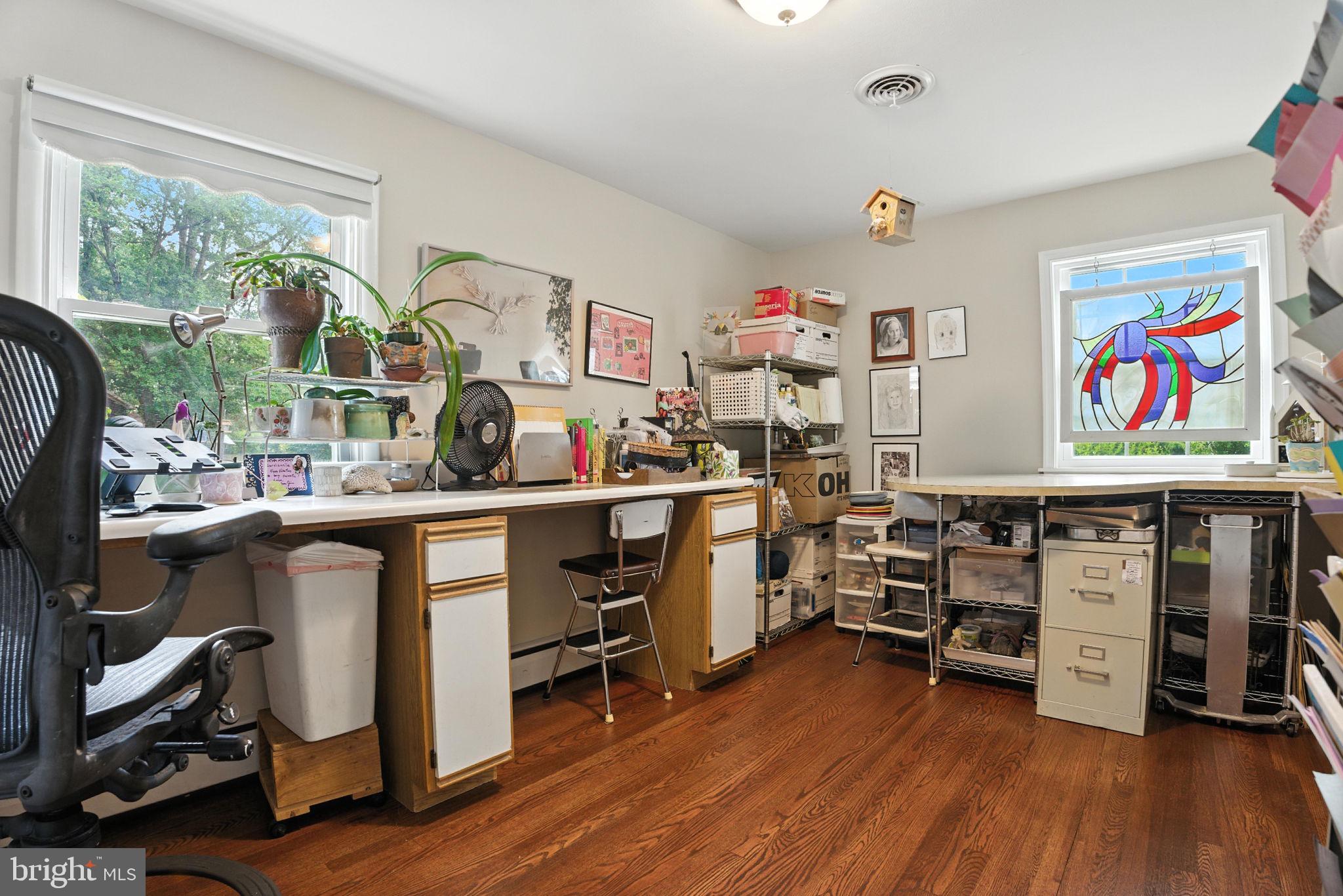 4809 Rollingtop Road Ellicott City, MD 21043 - Photo 8 of 34 Gallery Image 8