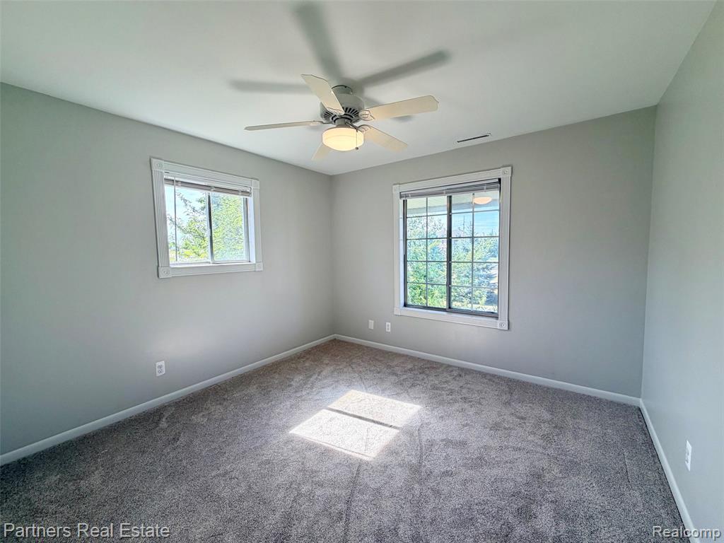 507 West Highland Road, Unit 11 Howell, MI 48843 - Photo 14 of 29