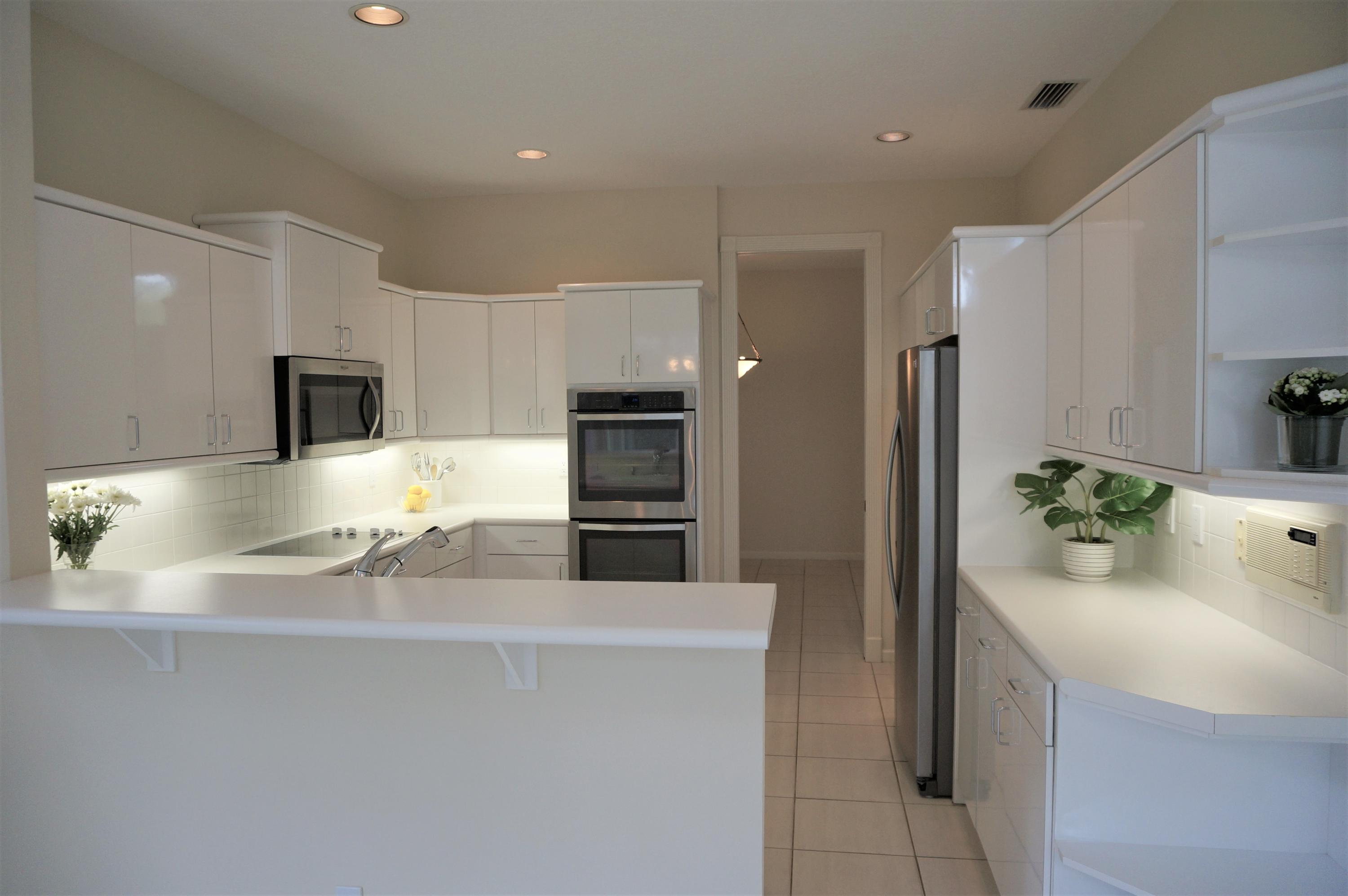 3370 Northwest 53rd Circle Boca Raton, FL 33496 - Photo 10 of 57 Kitchen