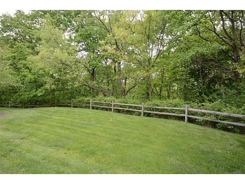 230 Sweet Gum Road Pittsburgh, PA 15238 - Photo 24 of 25 Yard/Garden.
