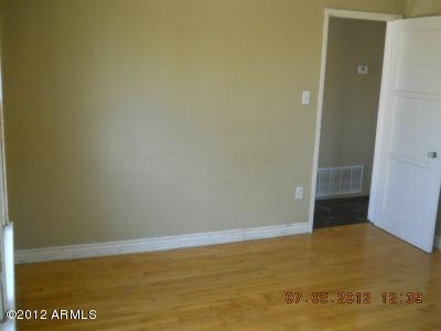 1420 East Almeria Road Phoenix, AZ 85006 - Photo 15 of 26 Bedroom 2