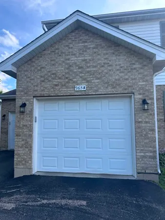 $200,000 | 965 Constance Lane, Unit A, Sycamore, IL 60178