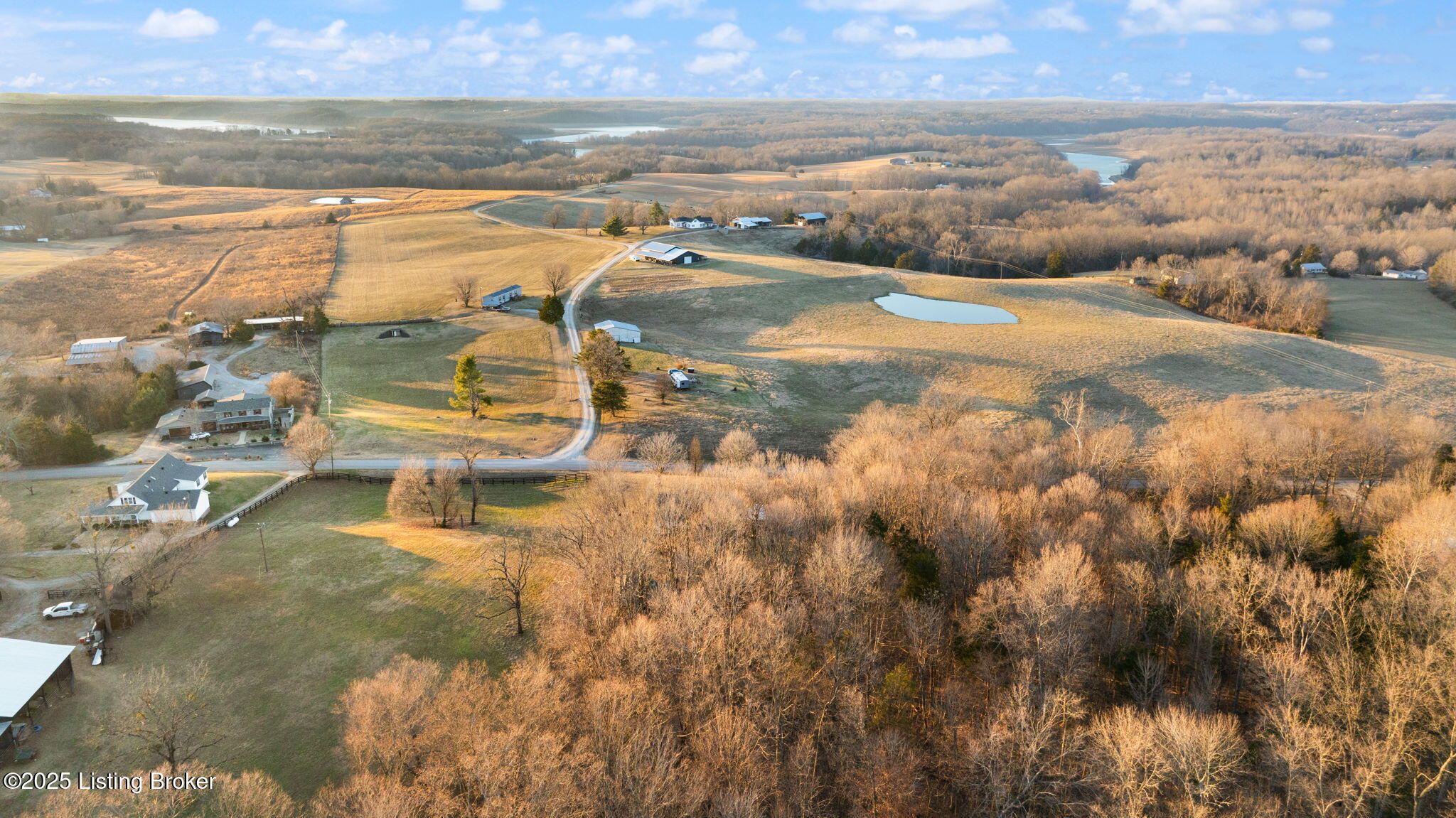 206 North Lucas Road Glasgow, KY 42141 - Photo 85 of 86 85-web-or-mls-DJI_20250127185402_0087_D