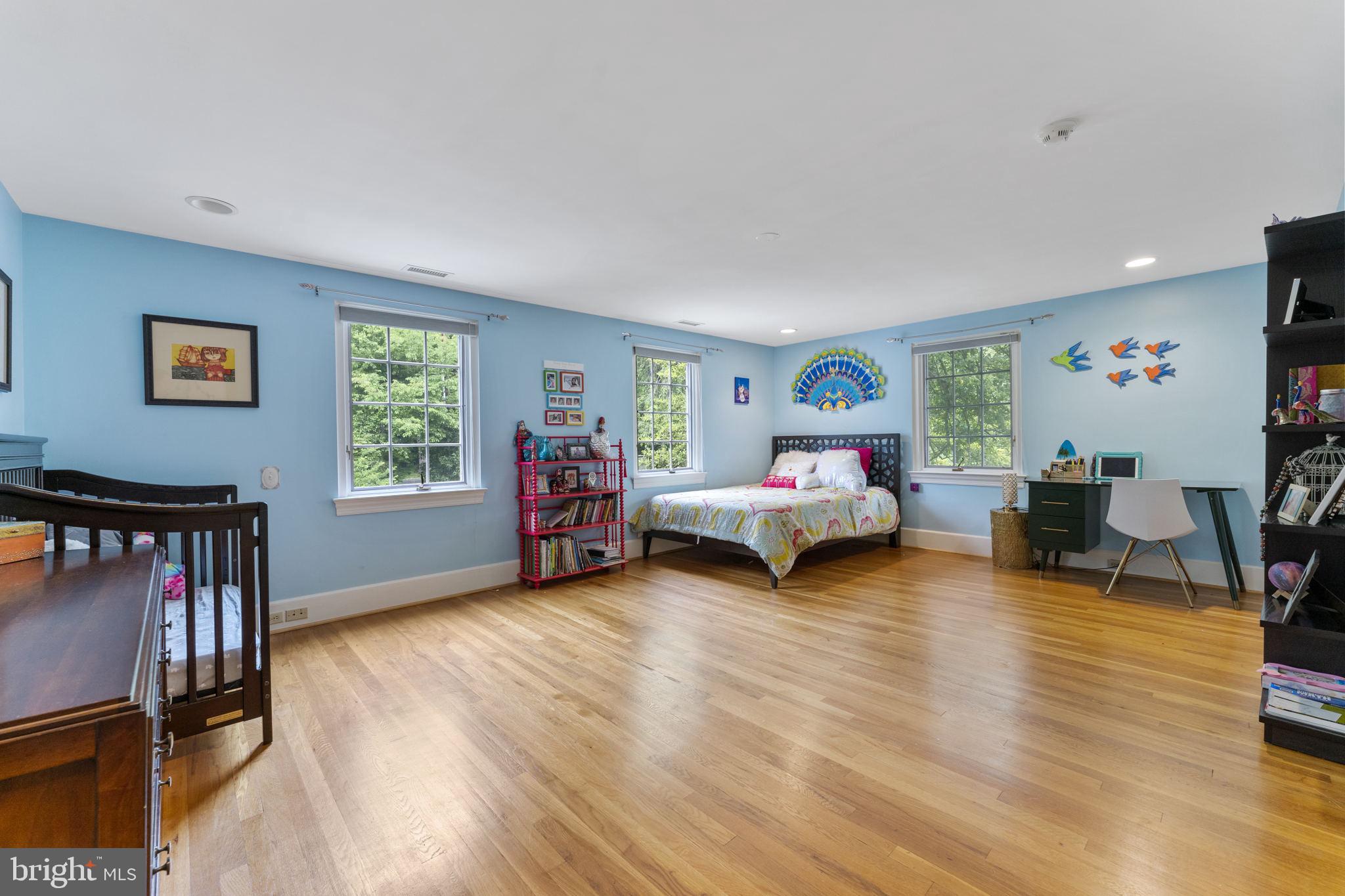 569 County Line Road Wayne, PA 19087 - Photo 36 of 64 Princess Suite with Walk -in Closet