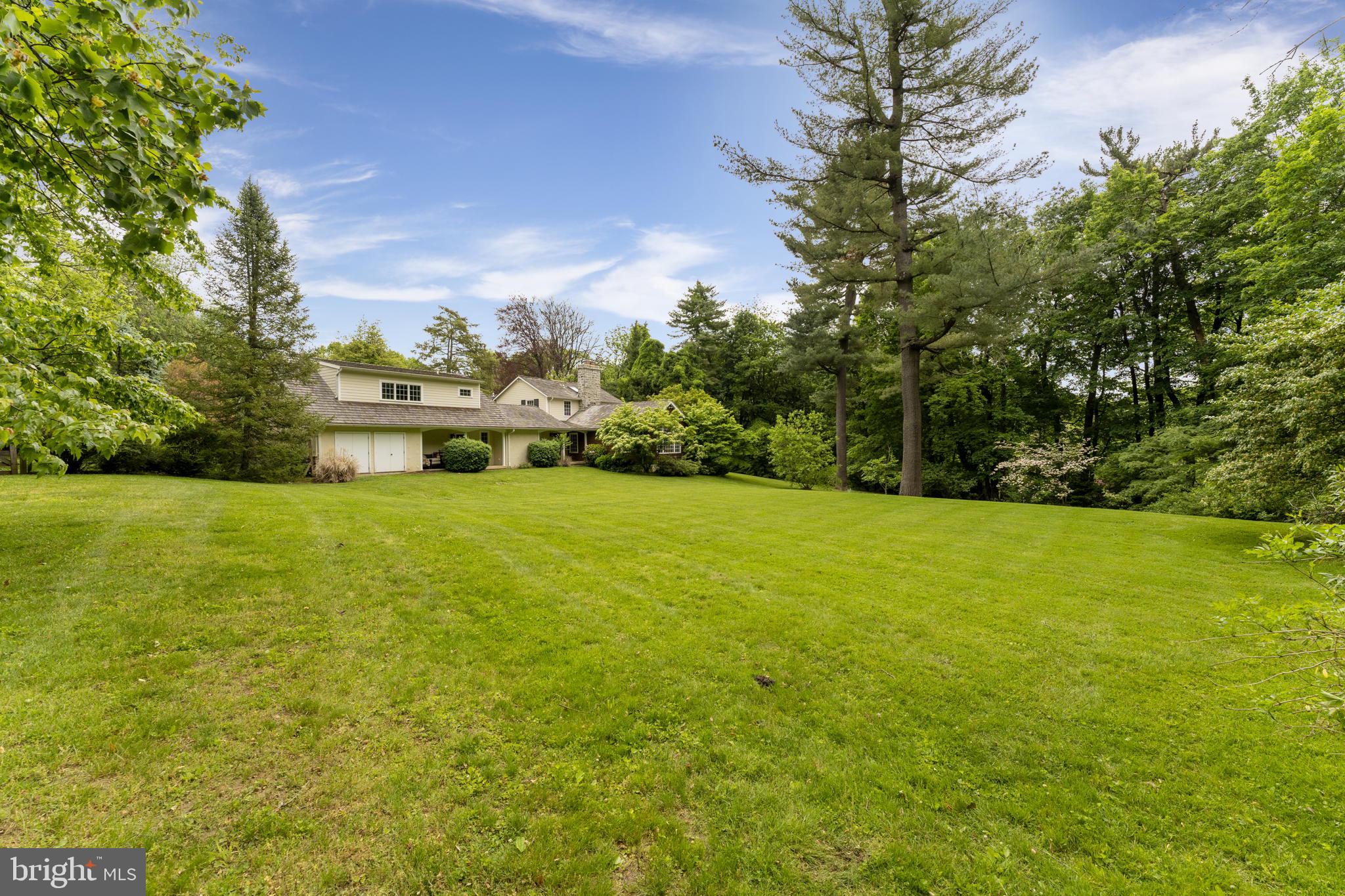 569 County Line Road Wayne, PA 19087 - Photo 59 of 64 Fenced-in Back Yard