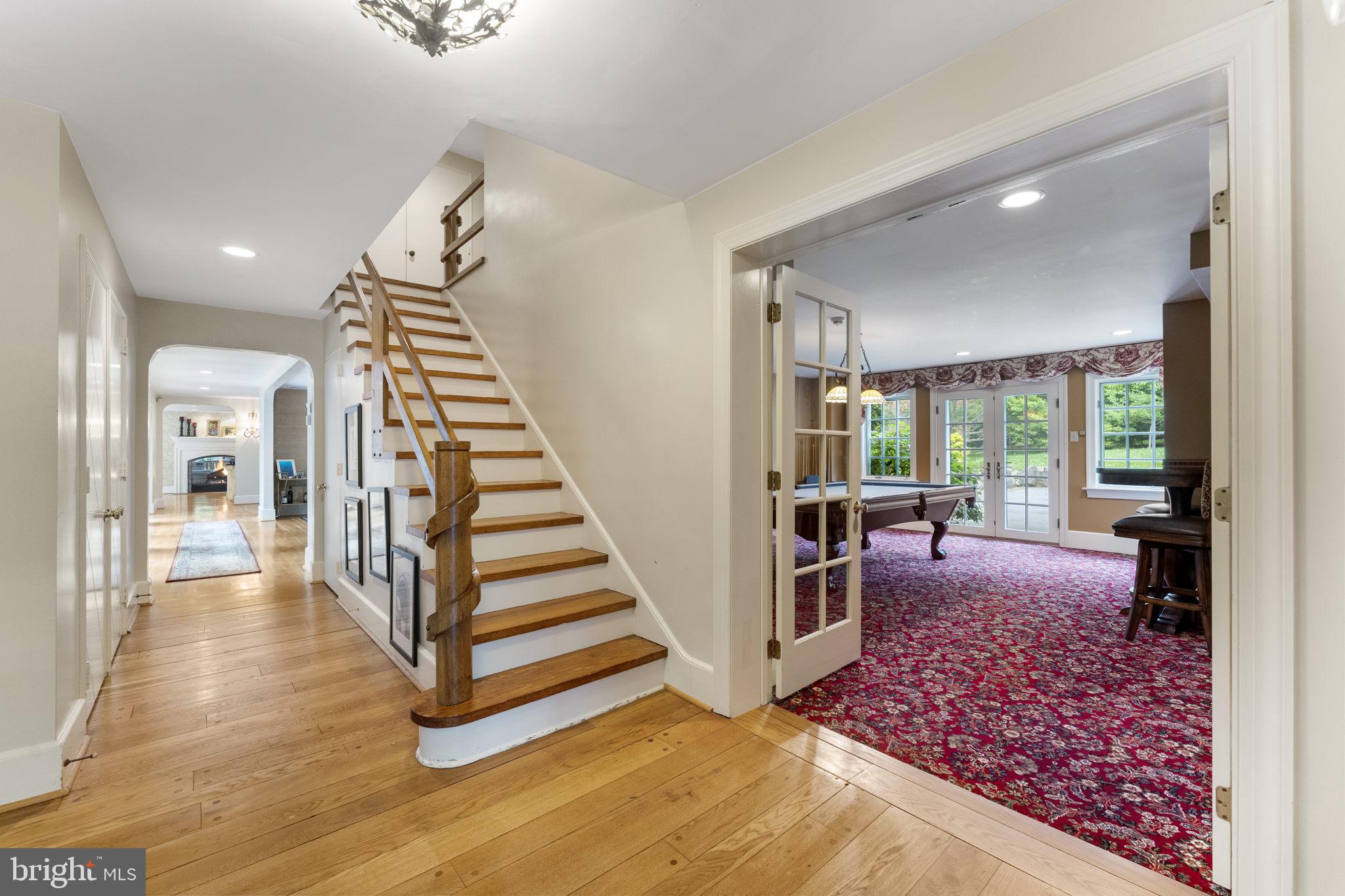 569 County Line Road Wayne, PA 19087 - Photo 8 of 64 Center Hall , Wood Wrapped Bannister