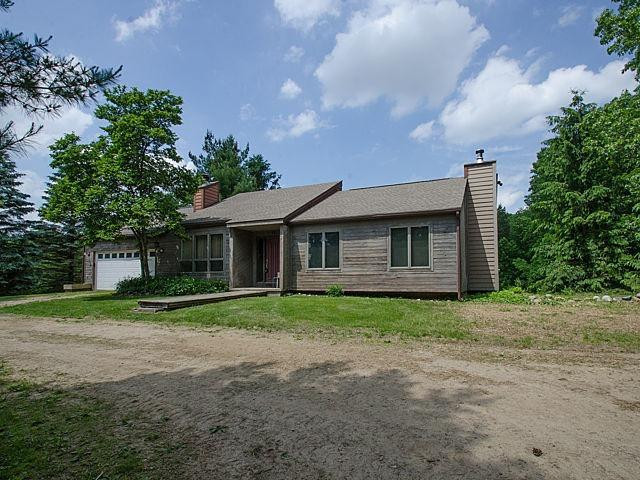 8200 Walsh Road Dexter, MI 48130 - Photo 4 of 43 Photo 4
