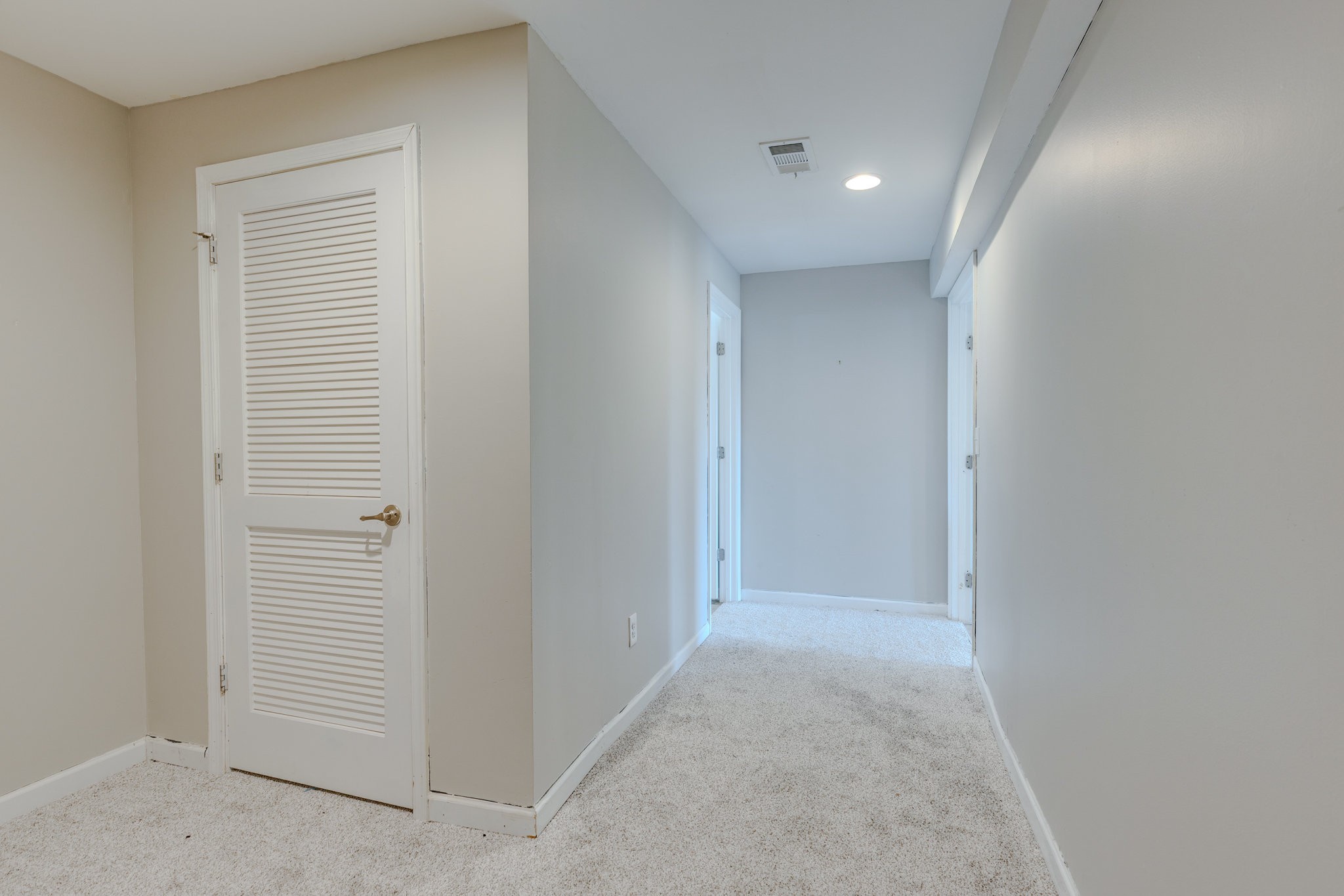 2704 Orleans Drive Columbia, TN 38401 - Photo 48 of 54 an empty room with closet