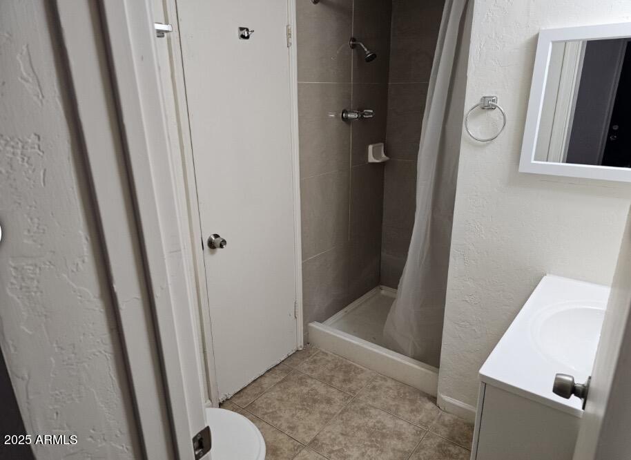 3221 West Roma Avenue Phoenix, AZ 85017 - Photo 4 of 5 IMG_3992