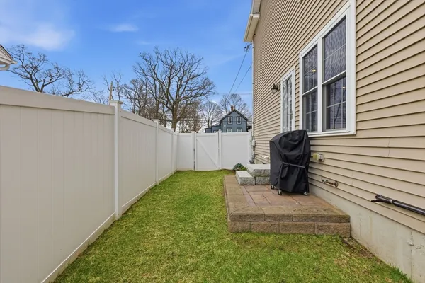 $879,000 | 36 Pleasant Street, Unit B, Stoneham, MA 02180