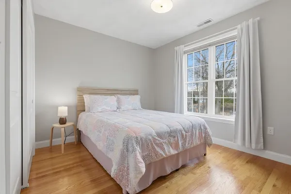 $879,000 | 36 Pleasant Street, Unit B, Stoneham, MA 02180
