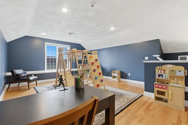 $879,000 | 36 Pleasant Street, Unit B, Stoneham, MA 02180