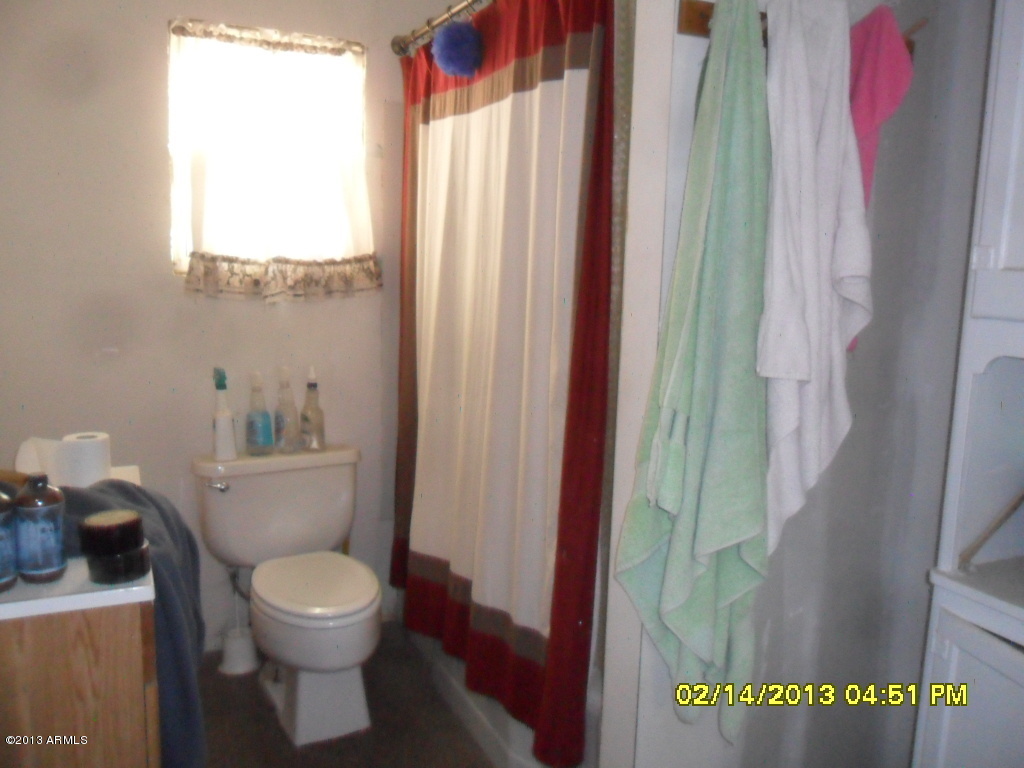 449 West Roeser Road Phoenix, AZ 85041 - Photo 14 of 31 SAM_6319