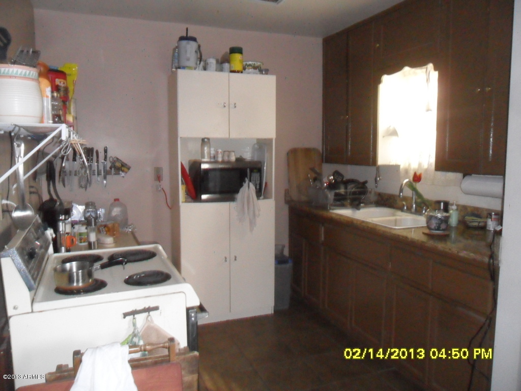 449 West Roeser Road Phoenix, AZ 85041 - Photo 7 of 31 SAM_6312