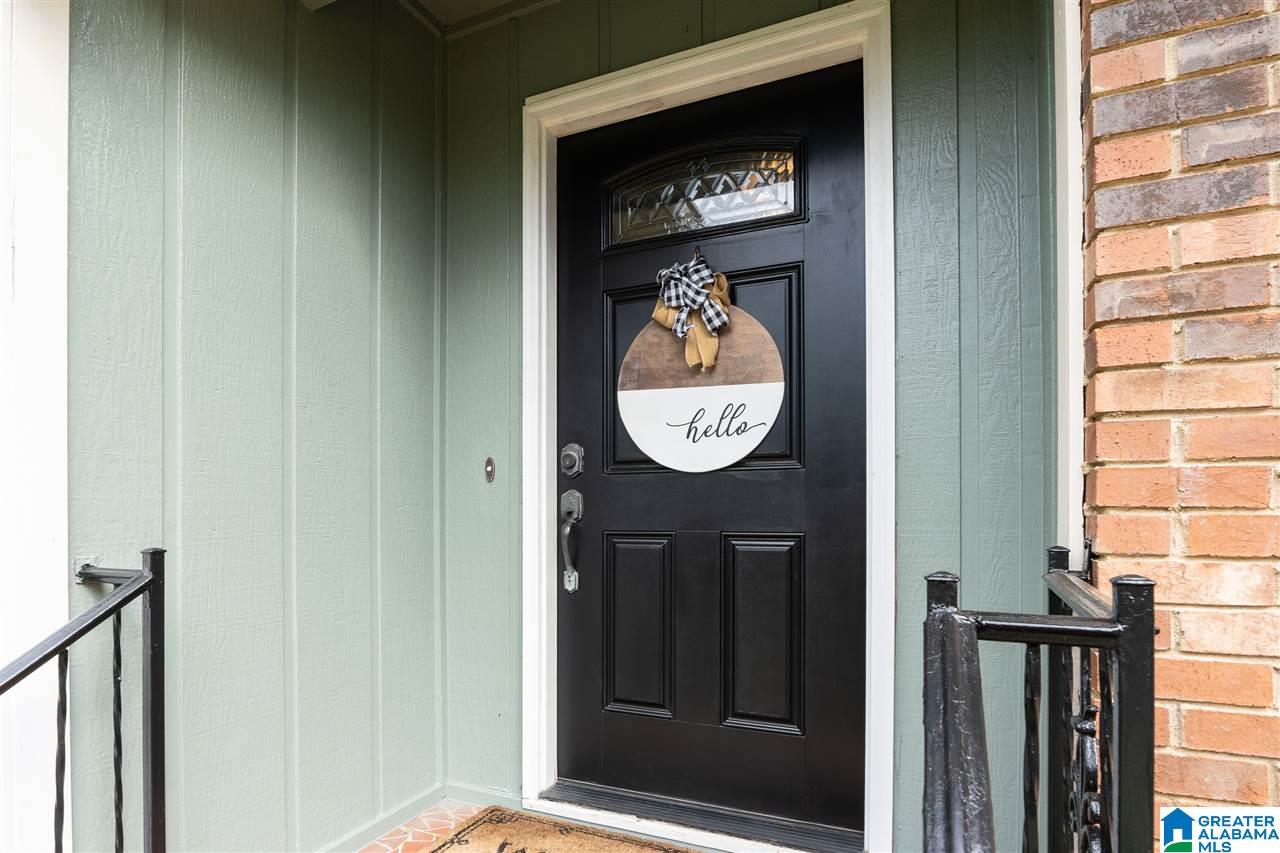 105 Hunters Point Circle Birmingham, AL 35244 - Photo 3 of 26