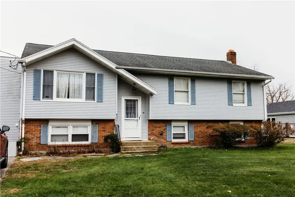 $709,000 | 16 Ward Avenue, Middletown, RI 02842