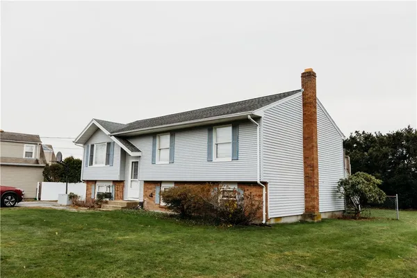 $709,000 | 16 Ward Avenue, Middletown, RI 02842