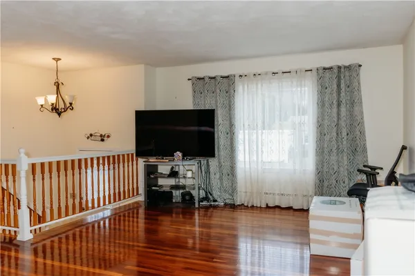 $709,000 | 16 Ward Avenue, Middletown, RI 02842