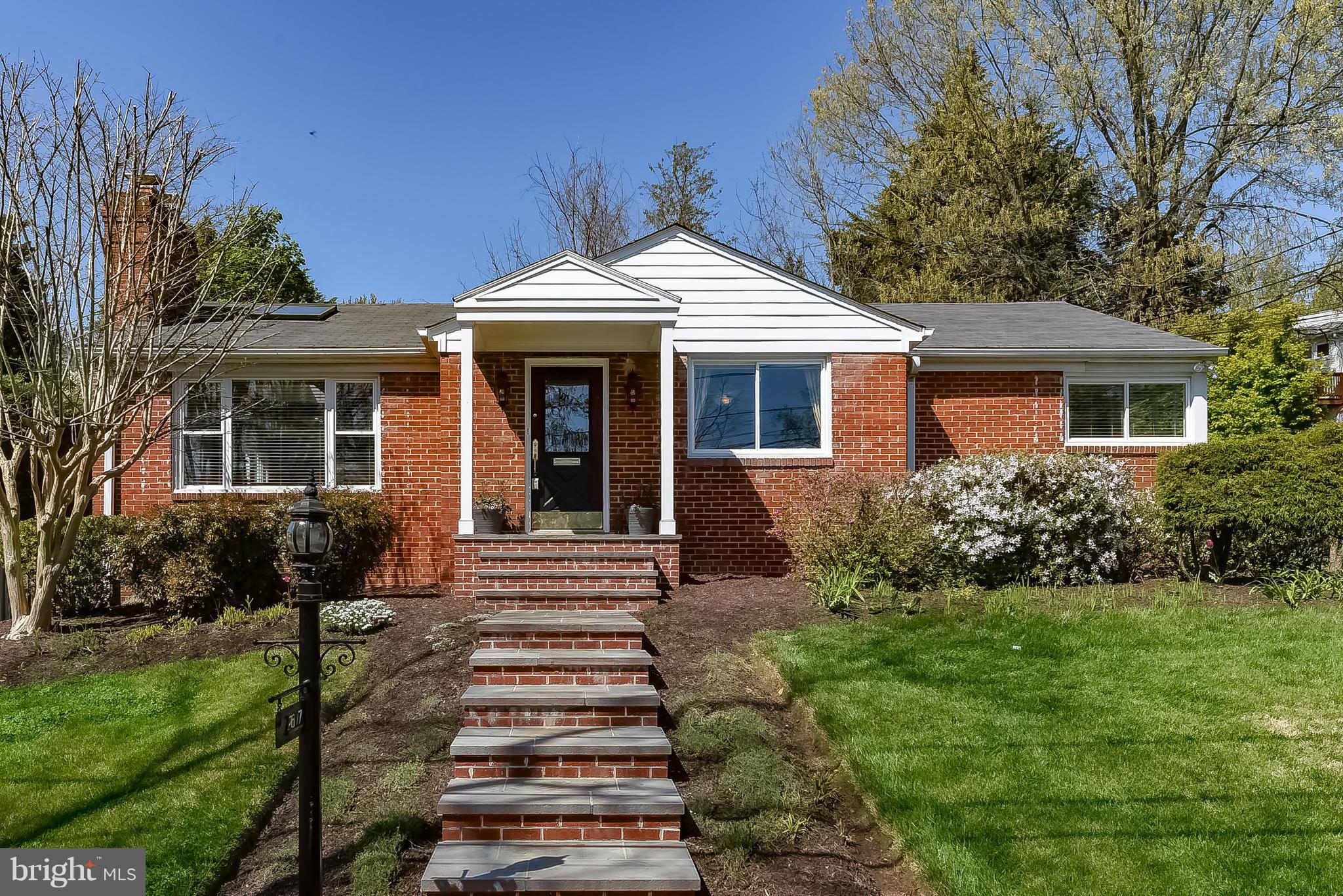 2817 Spencer Road