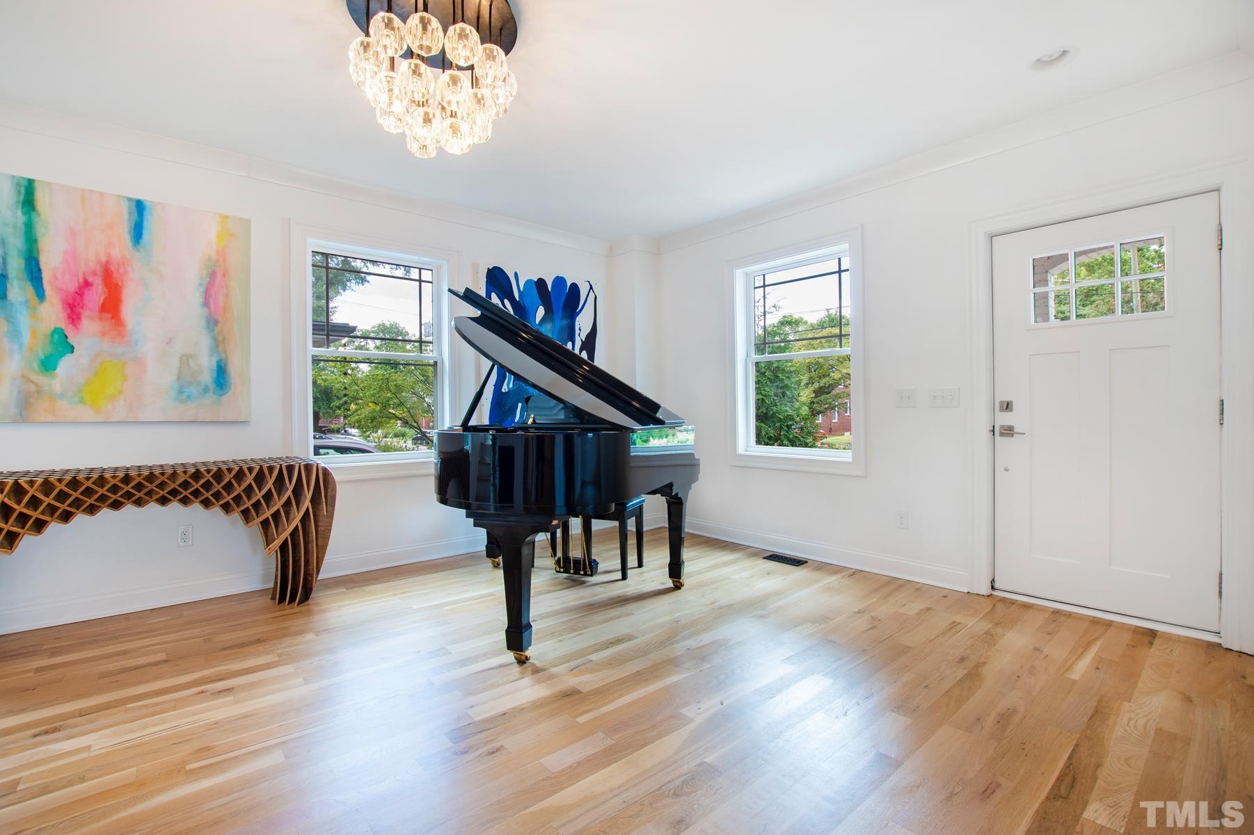 1710 Scales Street Raleigh, NC 27608 - Photo 4 of 30