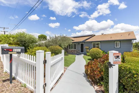 $998,000 | 1958 Lejos Drive, Escondido, CA 92025