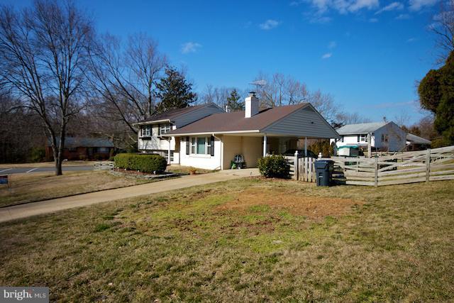 8132 Carrick Lane Springfield, VA 22151 - Photo 2 of 20 Exterior (Front)