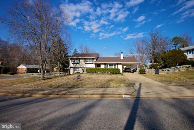 8132 Carrick Lane Springfield, VA 22151 - Photo 13 of 20 Exterior (Front)