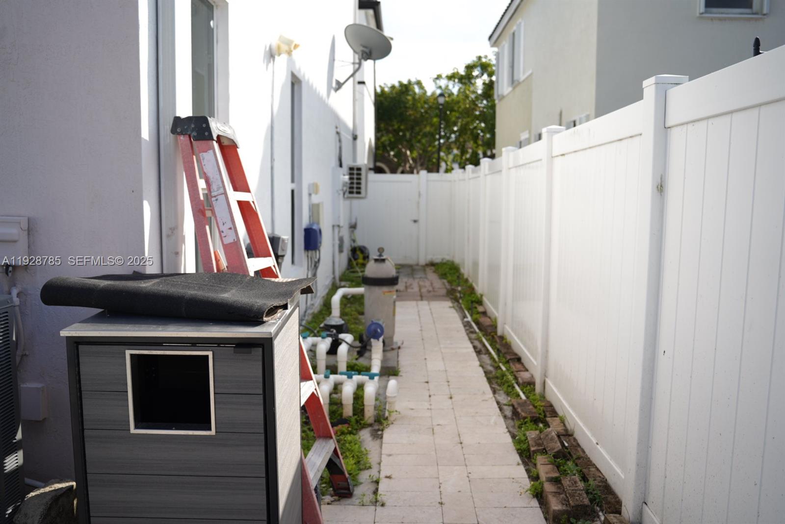 9443 Southwest 170th Path Miami, FL 33196 - Photo 14 of 22