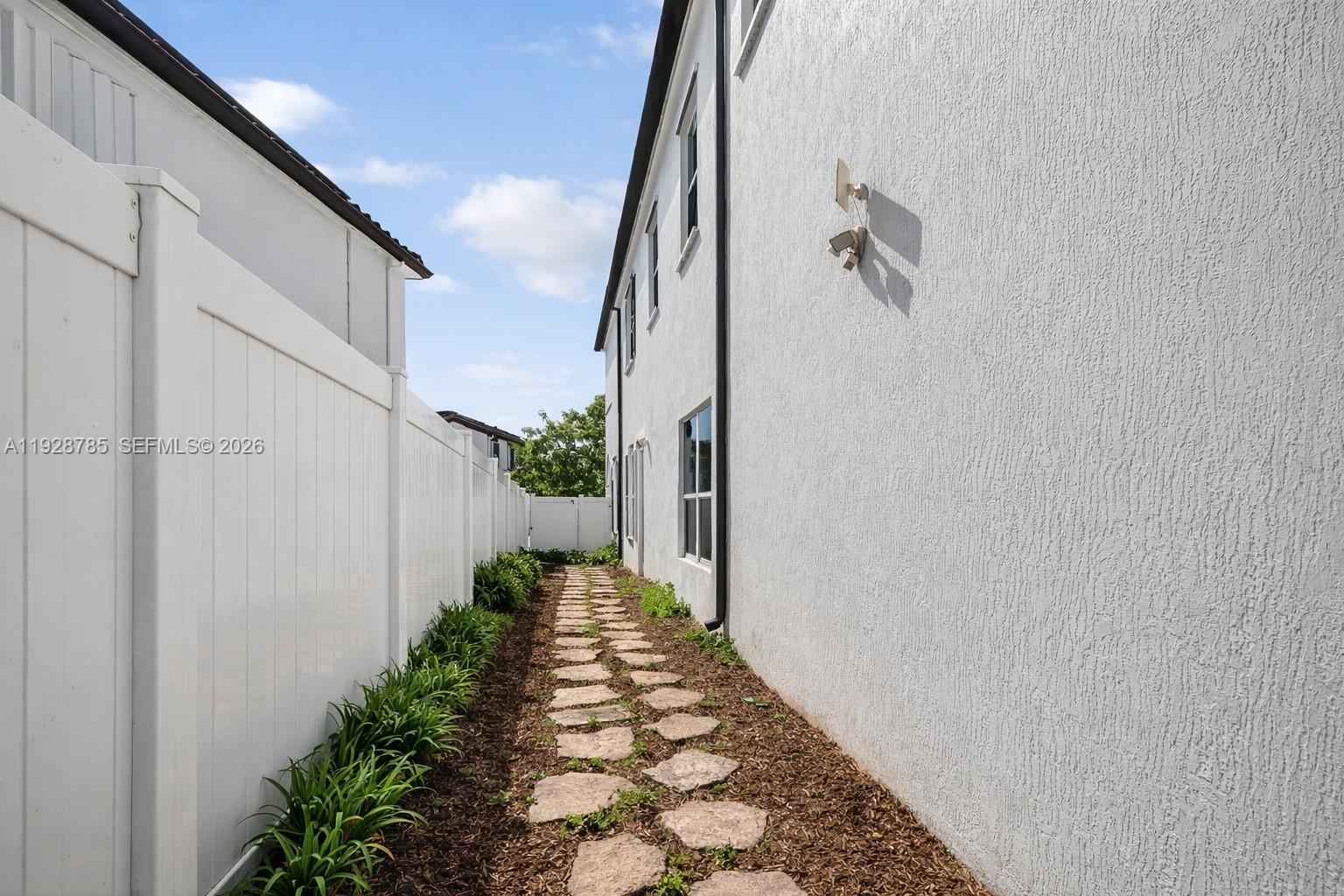 9443 Southwest 170th Path Miami, FL 33196 - Photo 21 of 43 Gallery Image 21