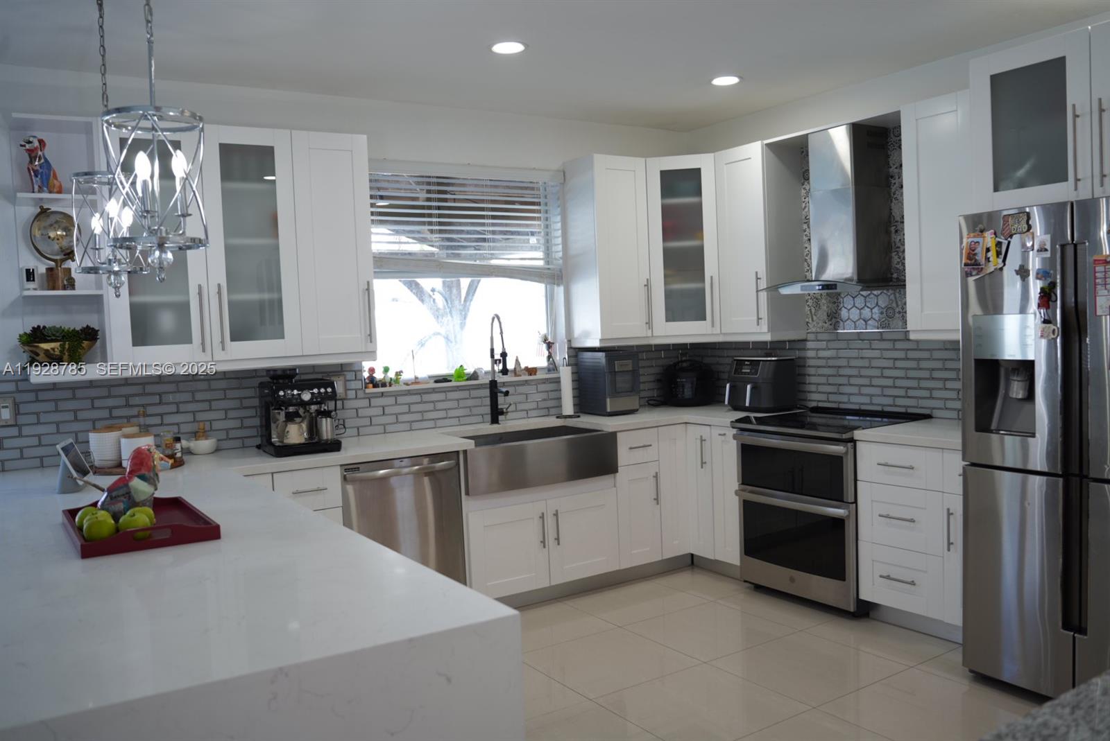 9443 Southwest 170th Path Miami, FL 33196 - Photo 10 of 22