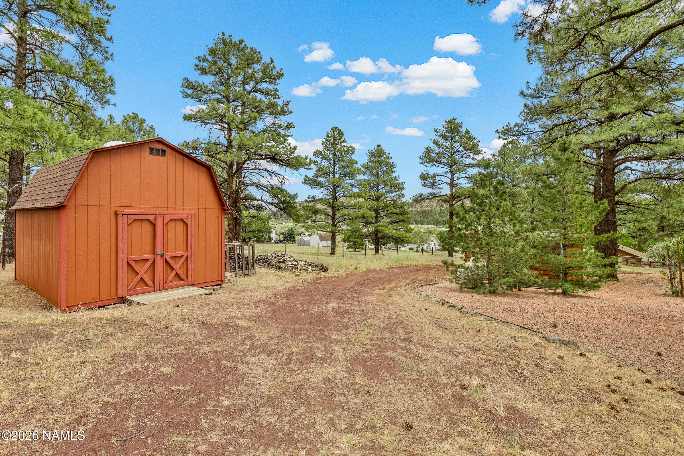 8921 Hulls Road Flagstaff, AZ 86004 - Photo 67 of 80 Shed