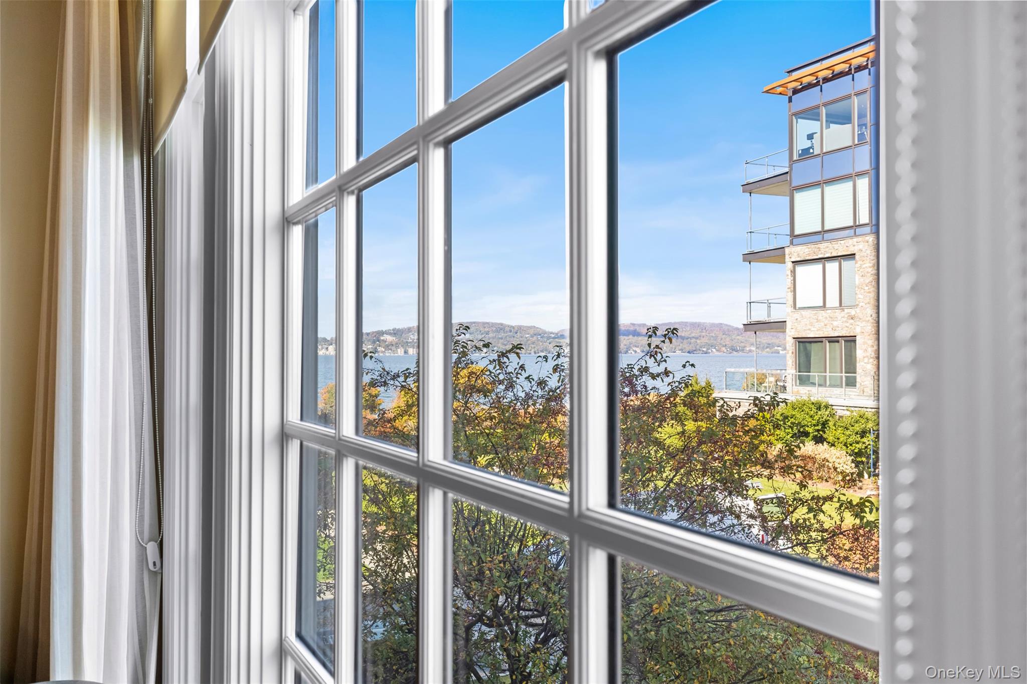 12 Rivers Edge Drive Tarrytown, NY 10591 - Photo 11 of 35